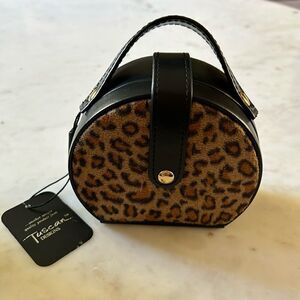 New Tuscan design leopard print jewelry travel case